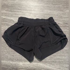 Lululemon Run Hotty Hot low rise shorts 2.5 size 0